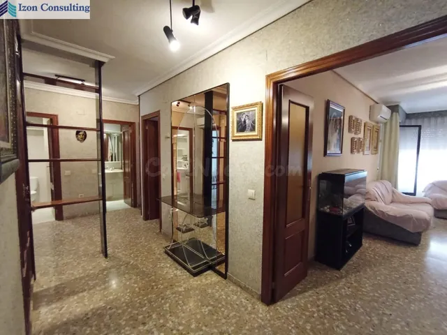 Gran oportunidad en Albacete: 4 dormitorios, 2 baños y para  - foto 4