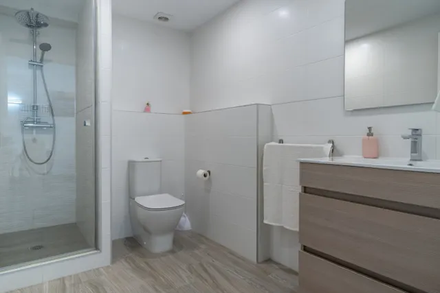 Alquiler vacacional en primera línea de playa. VUT/MA/96813 / ESFCTU0000290390000511200000000000000000VUT/MA/968136 — 18