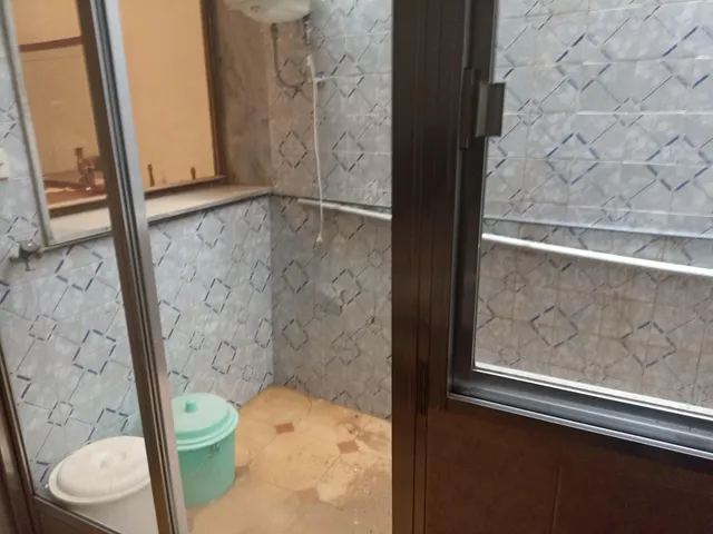 Casa en canjayar zona plaza del ayuntamiento de siete habitaciones trea baños para reformar — 36