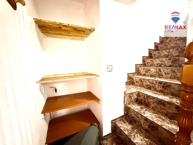 SE VENDE BONITA CASA EN EL CENTRO DE CÚLLAR BAZA - foto 5