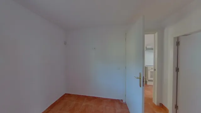 Venta de Vivienda en Marbella, Málaga. Activo Inmobiliario Sin Posesión / Alquilada / No se Puede Visitar. — 16