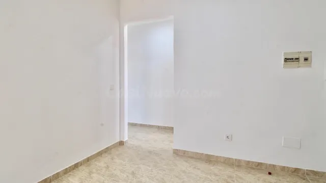 Piso reformado de 3 dormitorios con piscina en Aguadulce Norte — 10