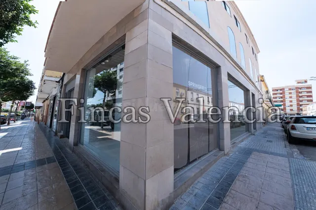 EDIFICIO.- OPORTUNIDAD DE INVERSIÓN EN EL CENTRO COMERCIAL D - foto 3