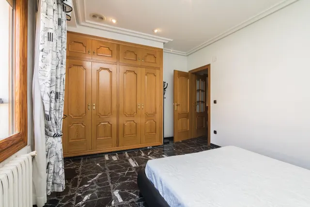 ESPECTACULAR CHALET EN ZONA CIUDAD JARDIN — 9