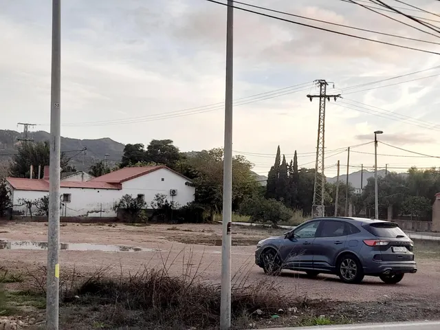 CONSTRUYE LA CASA DE TUS SUEÑOS — 7