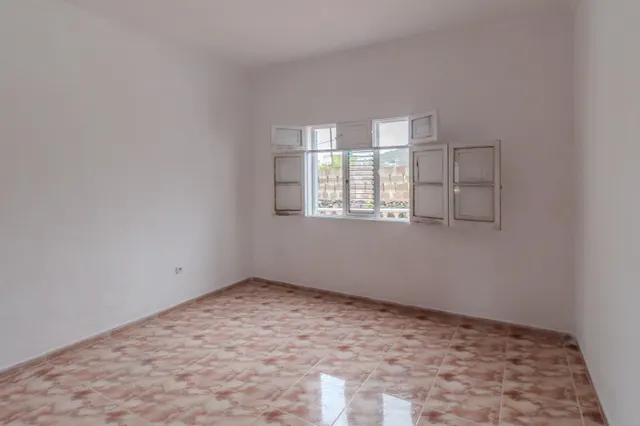 Casa terrera con garaje, jardín y vivienda superior independiente – Arucas, Gran Canaria — 8