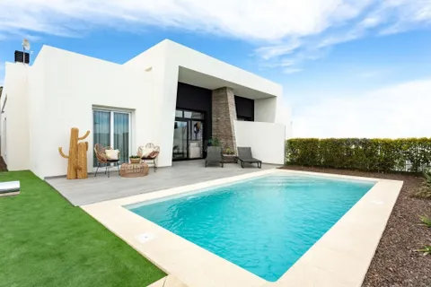 Apartamento en Venta en Finca Golf, La Alicante