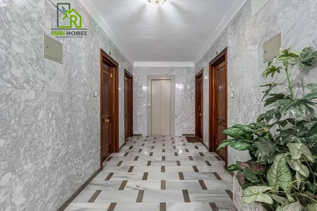 Espacio, luz y comodidad en una vivienda con grandes posibilidades en zona Alcampo — 25