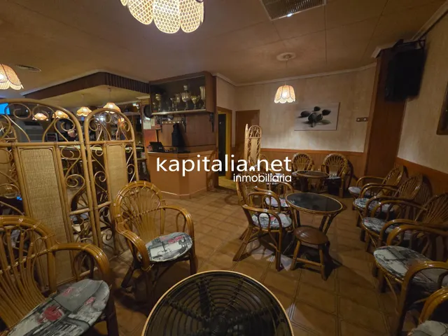 Emblemático Pub con licencia a la venta en Ontinyent — 4