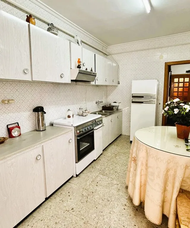 Espectacular Casa y Solar en el Corazón de Cacabelos — 16
