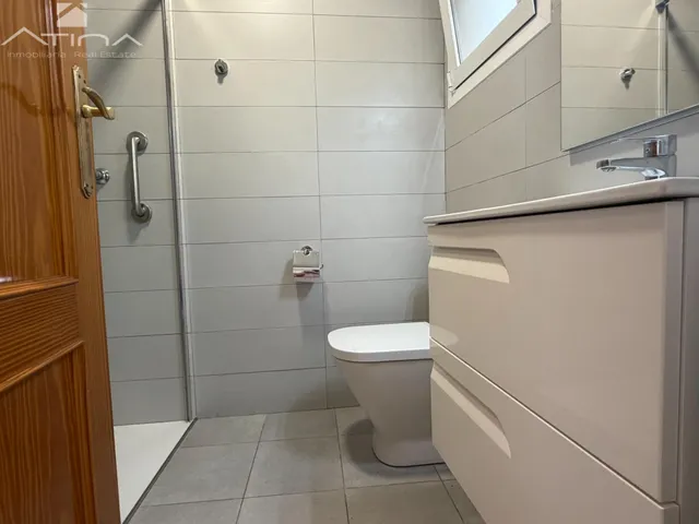 Casa de pueblo en Beniarjó con 3 dormitorios, terraza y mucho encanto. — 19