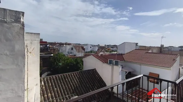 ESPECTACULAR CASA DE CONSTRUCCIÓN NUEVA EN CAÑERO – AMPLITUD