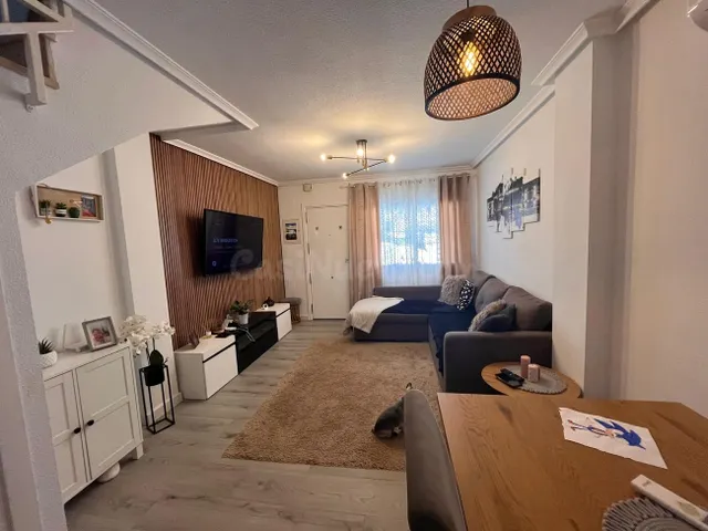Casa 2 habitaciones 75m² en venta - Zona Pueblo - foto 3