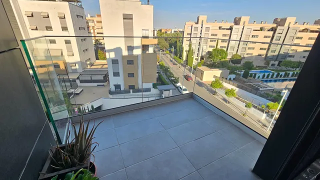 Arruzafilla. Espectacular piso de 4 dormitorios, 2 terrazas y 2 plazas de garaje — 11