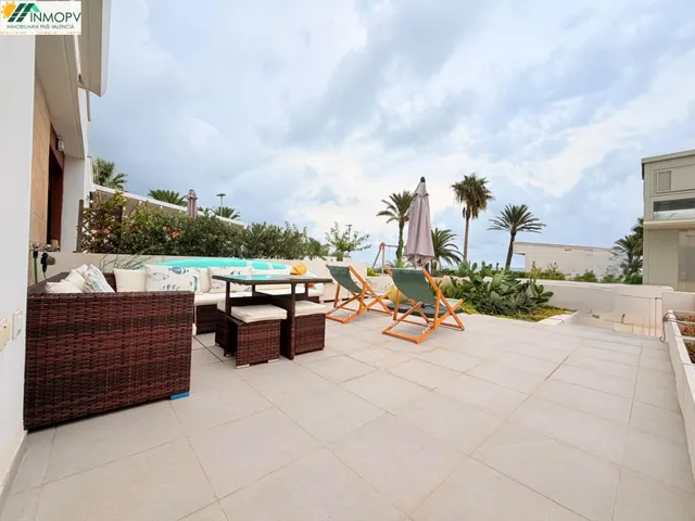VIVIENDA ADOSADA EN URBANIZACION PRIVADA COSTA NORTE ZONA BA - foto 4
