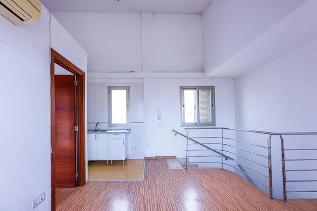 ATICO PARA REFORMAR CON GRAN TERRAZA A 200M DEL MAR — 7