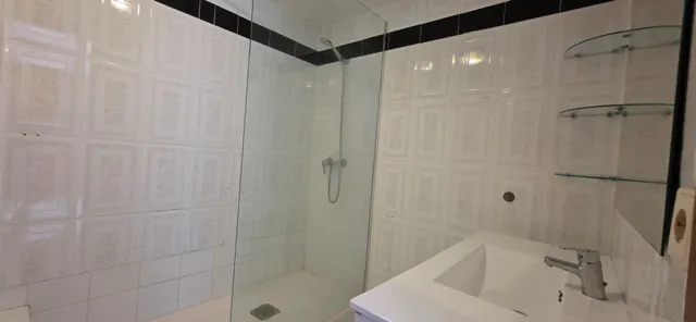 Planta baja luminosa con terraza de 35 m2 en Poble Sec, Sitges — 15