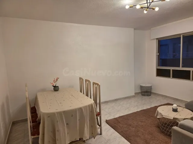 Céntrico apartamento reformado a tan solo 500m de la playa — 4