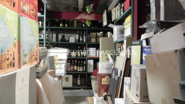 VENTA EMBLEMATICO LOCAL CON POSIBILIDAD DE VIVIENDA — 7