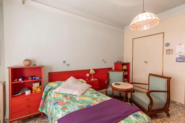 Amplia vivienda en pleno centro de Granada — 21