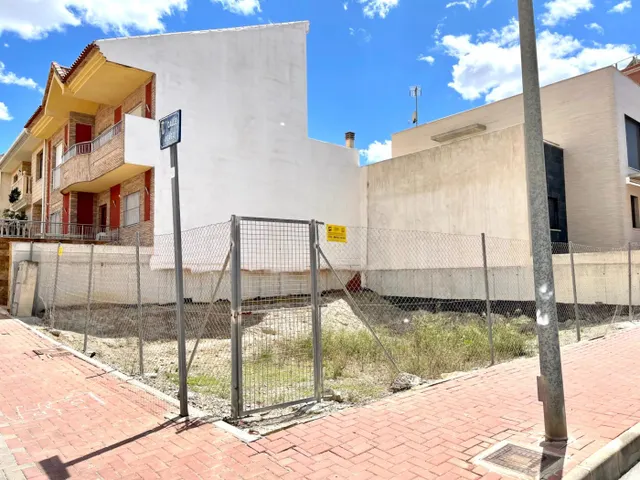 Solar en esquina en Cañada de las Eras — 3