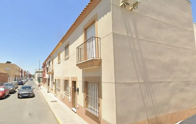 Venta casa en Burguillos (Sevilla) — 2