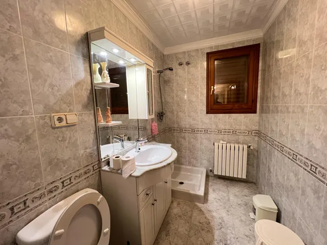 ESPETACULAR  CASA/CHALET A SOLO 8 KM DE CULLERA , CON AMPLIA PARCELA, FRUTALES Y PISCINA. — 39