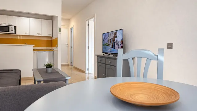 TORREMOLINOS 1 DORMITORIO — 11