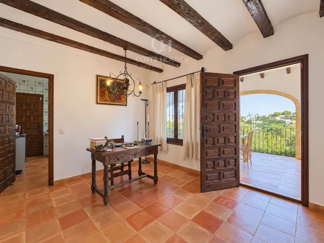 VILLA JARDI · DOBLE PARCELA, JARDINES MADUROS Y VISTAS AL MONTGÓ EN EL TOSALET JÁVEA — 10