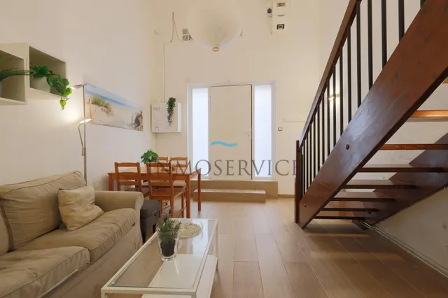 ENCANTADOR PISO CON LICENCIA TURÍSTICA EN SANTS — 6