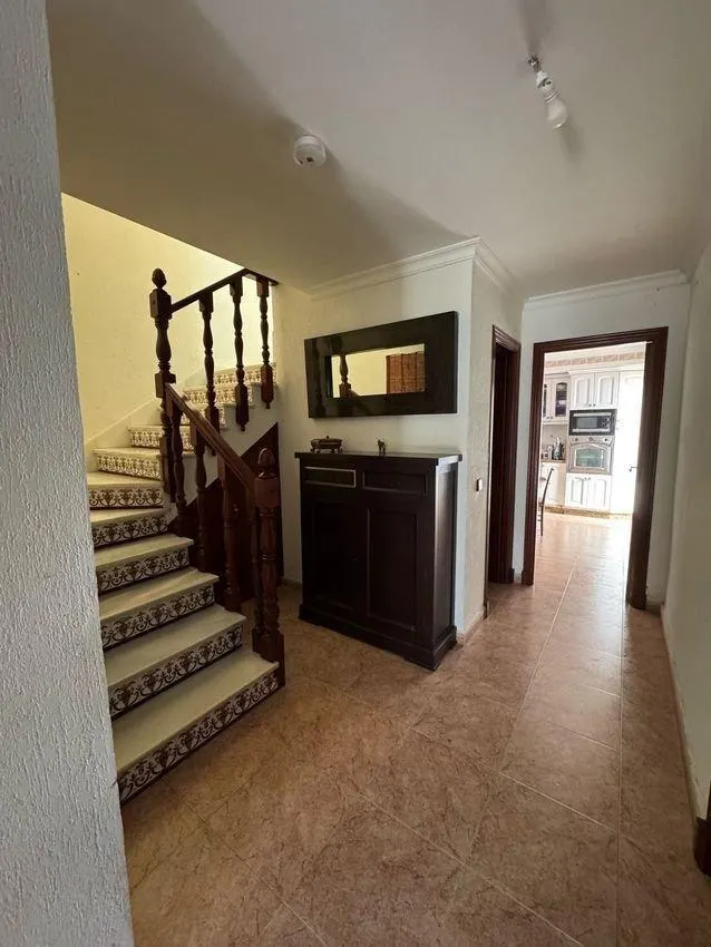 Gran adosado de 180 m2 en Avenida de la Libertad — 17