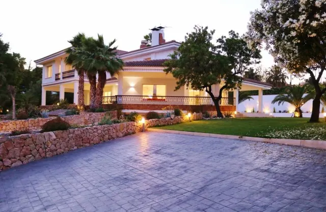 Chalet de Lujo a estrenar en Alicante. Oportunidad — 50