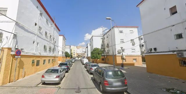 Venta piso en Sevilla — 3