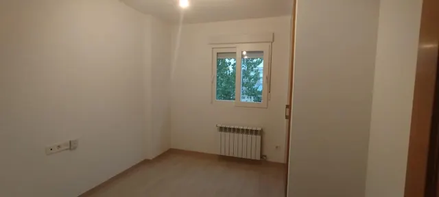 Piso 3 habitaciones 105m² en alquiler - Barrio de los Periodistas — 24