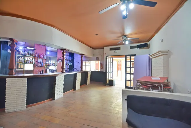 Bar 90m² en venta - Centro — 10