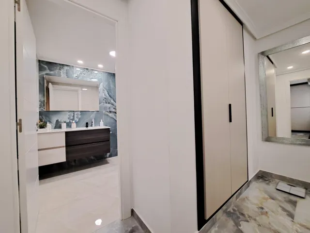 VIVIENDA COMPLETAMENTE REFORMADA Y PERFECTAMENTE EQUIPADA — 22