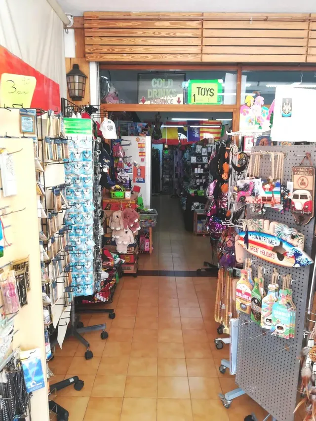 LOCAL COMERCIAL CON TERRAZA DELANTERA EN COSTA DE LA CALMA-STA.PONÇA. — 3