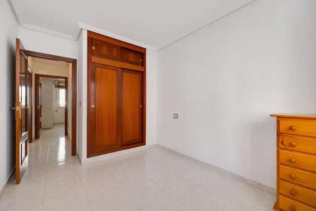Amplio Apartamento en Acequion, Torrevieja - ¡A solo 250m de la Playa! — 6