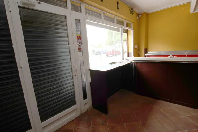Local Hostelería en Parque de San Fernando — 15