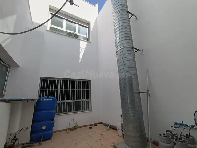 Local comercial 100m² en alquiler - HUERCAL LOS PINOS - foto 5