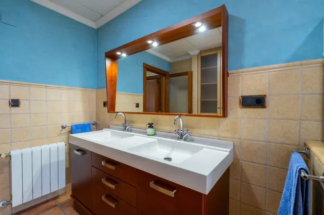 VILLA DE LUJO EN CATRAL . — 30