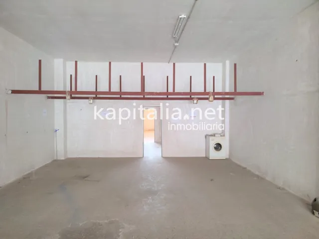 LOCAL COMERCIAL EN ALQUILER POBLACION ONTINYENT, ZONA SAN JOSE. — 2