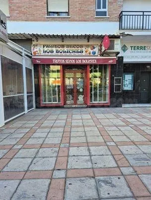 Local en traspaso en Los Boliches