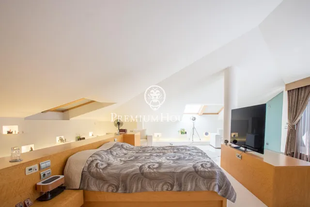 Exclusiva casa en venta con espectaculares vistas al mar y gran privacidad — 45