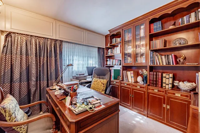 Adosado 6 habitaciones 332m² en venta - Urb. este - Montepríncipe — 35