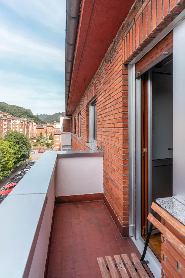Piso céntrico en Mieres - foto 5