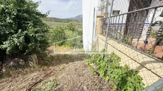 ¡El lugar donde empezar a construir tu futuro! — 18