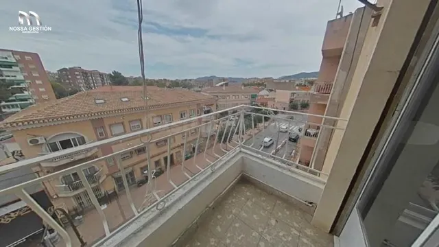 OPORTUNIDAD DE INVERSIÓN - PISO OCUPADO EN BARRIO DEL CARMEN