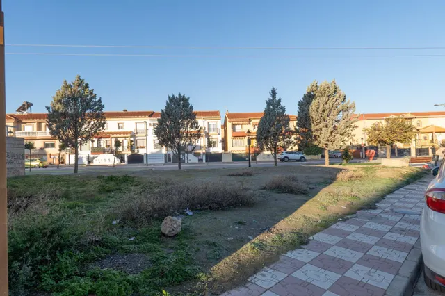 FANTASTICA PARCELA EN EL CENTRO DE CULLAR VEGA!! — 21