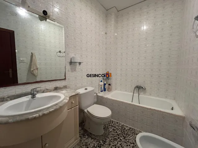 VIVIENDA EN PLANTA BAJA EN LA LLOSA DE RANES — 12